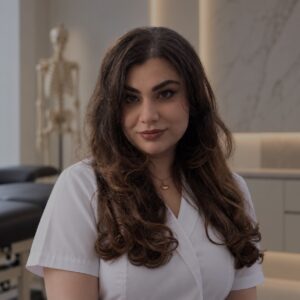 Shokoofeh Torkamani, Osteopath (D.O.) at Flux Thérapeutique in Montreal